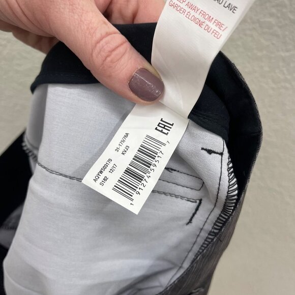 Quiksilver Amphibians Striped Quick Dry Stretch Board Shorts w Pockets Mens 31 - Picture 2 of 7